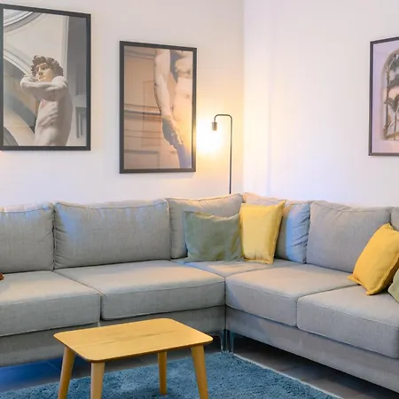 Apartamento Cityscape 3- Vibrant Modern Tirana